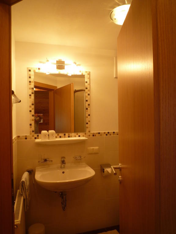 Haus Glanzern Appartement Westendorf Kamer foto